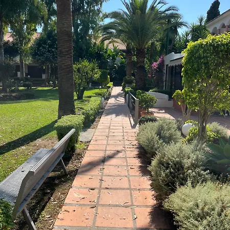 Puerto Banus Rene * Μαρμπέλλα