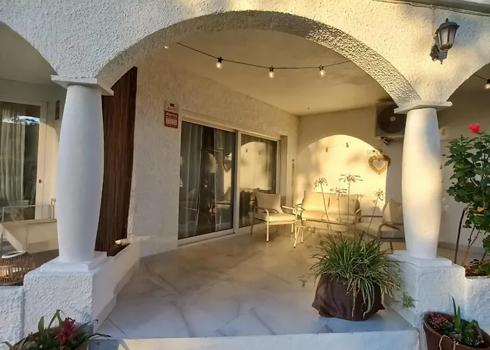 Puerto Banus Rene